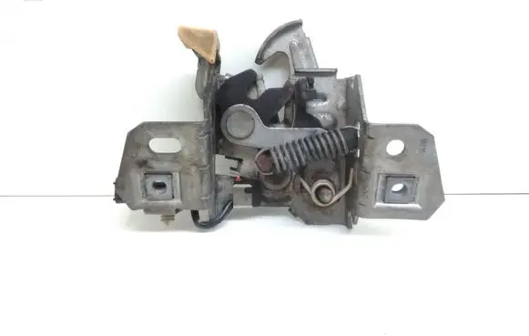 Volvo V50 Engine bonnet/hood lock/catch 30716530 30716529