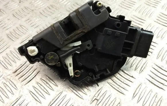 Ford Focus C-MAX Rear door lock 3M5A-R26412-BP
