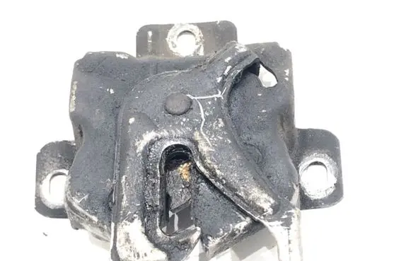 Suzuki SX4 Engine bonnet/hood lock/catch