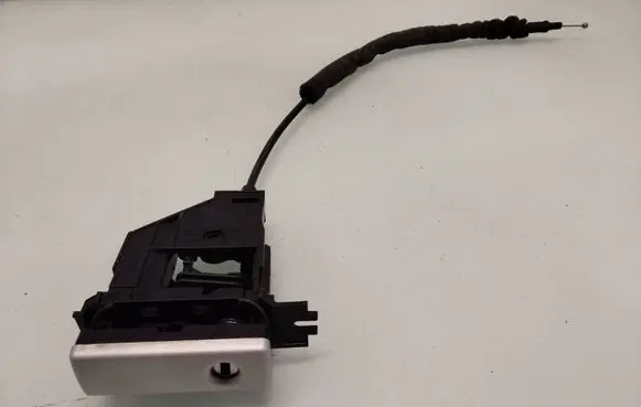 Porsche Cayenne (9PA) Glove box lock 7L5857147B