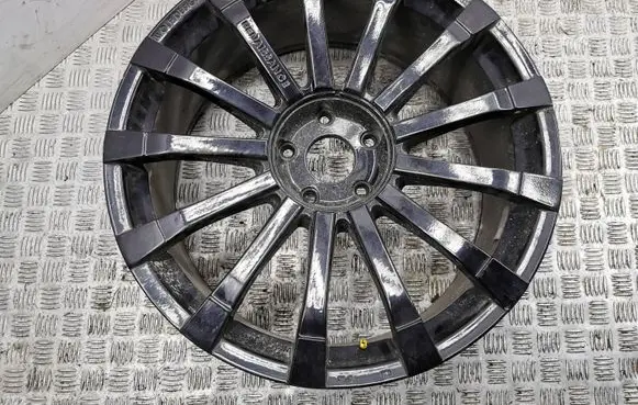 Audi Q7 4L R22 alloy rim 