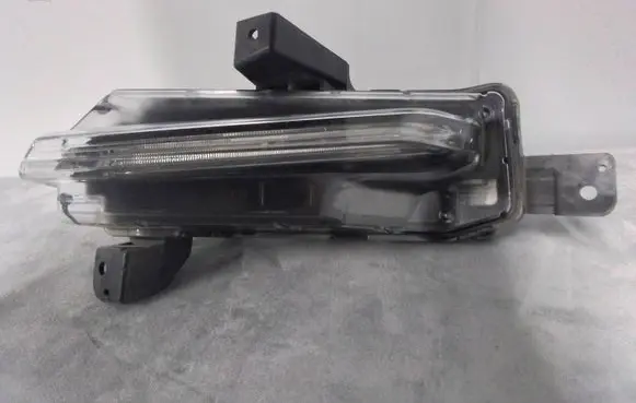 Chevrolet Camaro Front fog light 84405535