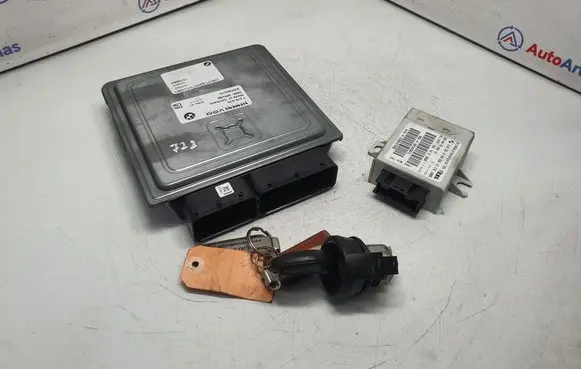 Engine ECU kit and lock set