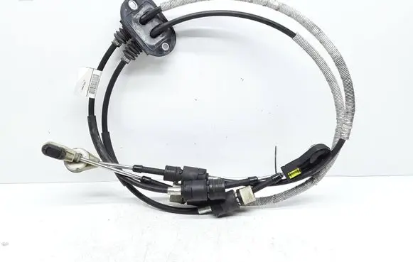 Volvo XC60 Gear shift cable linkage 31325365