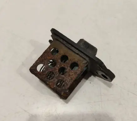 Peugeot 206 Coolant fan relay 