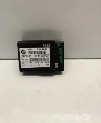 BMW 3 E92 E93 Seat heating relay 6926433 00401154