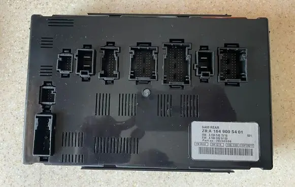 Mercedes-Benz ML W164 SAM control unit A1649005401 A1645457516 A1649025700