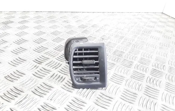 Skoda Fabia Mk2 (5J) Dashboard side air vent grill/cover trim 5J0819702