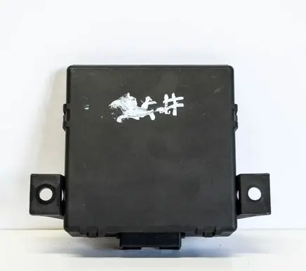 Audi A4 S4 B8 8K Gateway control module 8T0907468M