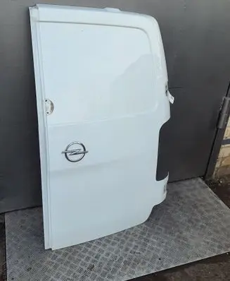 Opel Vivaro Back/rear loading door 