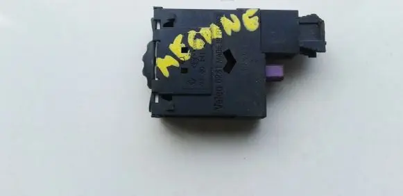 Renault Megane I Headlight level height control switch 7700841235