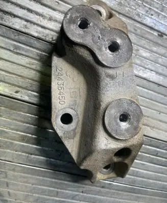 Opel Vectra C Gearbox mounting bracket 24436450