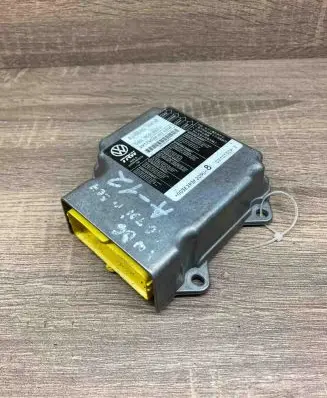 Volkswagen PASSAT B7 Airbag control unit/module 5N0959655J