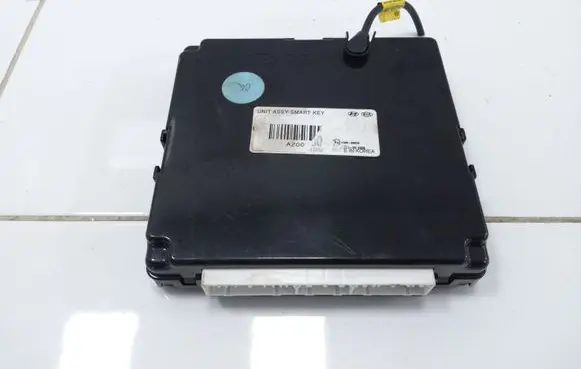 KIA Ceed Door central lock control unit/module 116RI000379