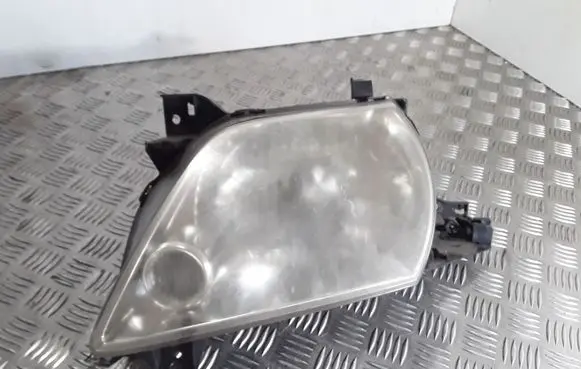 Mazda MPV Headlight/headlamp P2018L