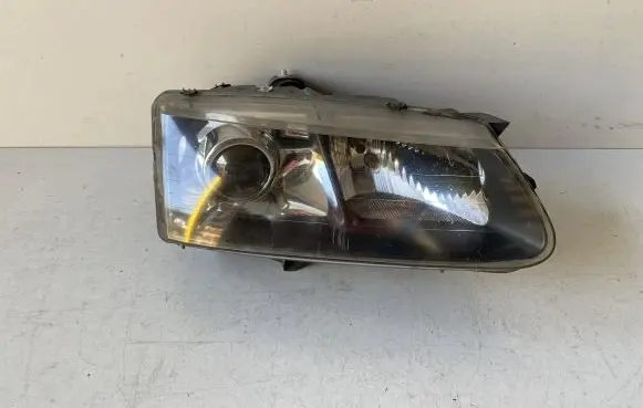Renault Avantime Headlight/headlamp 88204316