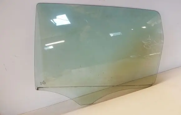 Mercedes-Benz A W169 Rear door window glass 43R001583