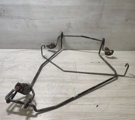 Renault Kangoo III Spare wheel mounting bracket