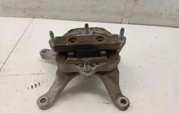 Audi A4 S4 B9 Gearbox mount 8W0399118 8W0399118C