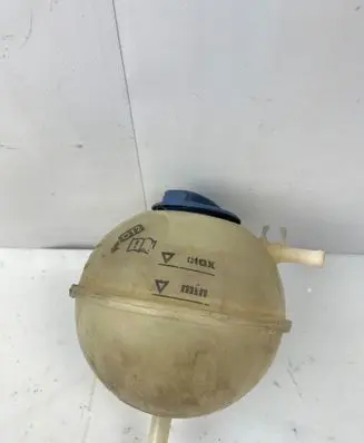 Volkswagen Multivan T4 Coolant expansion tank/reservoir 701121407c