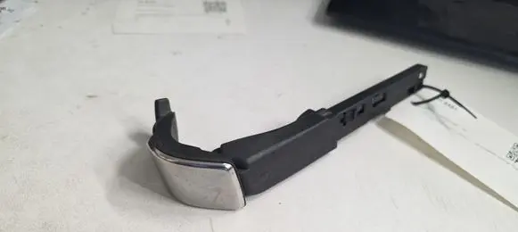 BMW 3 E92 E93 Seat belt adjustment rail 912429