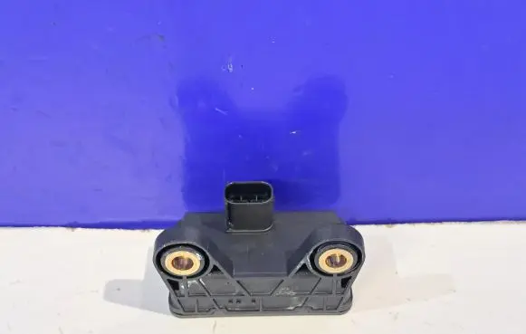 Volvo V70 ESP acceleration yaw rate sensor HE73J21M2W