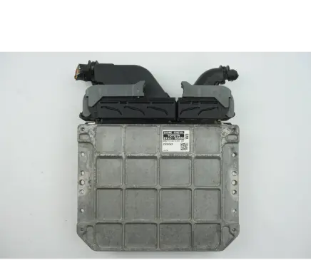 Toyota Auris 150 Engine control unit/module 8966102W80