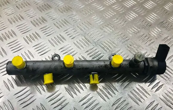 Audi A8 S8 D3 4E Fuel main line pipe 059130090