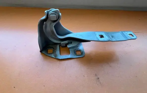 Fiat Panda III Engine bonnet/hood hinges