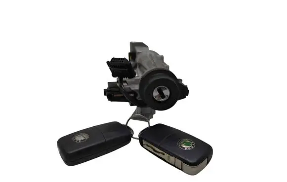 Skoda Octavia Mk2 (1Z) Ignition lock 1K0905851B 1K0905865