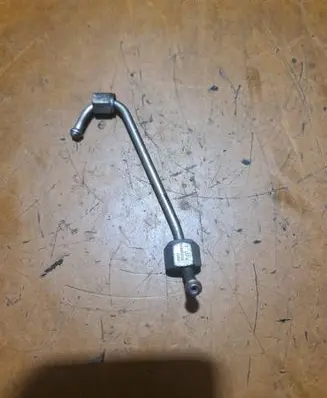 Fiat Doblo Fuel injector supply line/pipe 