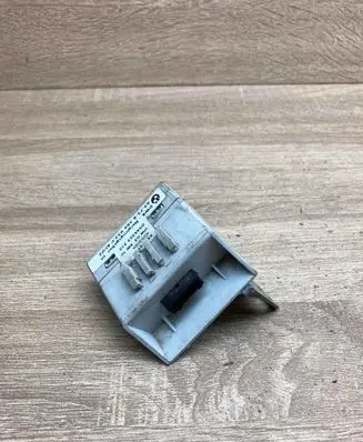BMW 3 E46 Yaw turn rate sensor 8386932 55892110 USED