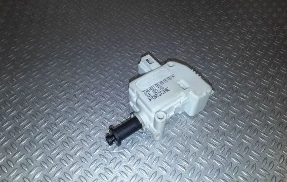 Porsche Cayenne (9PA) Tailgate boot lock/latch motor 7L5827761