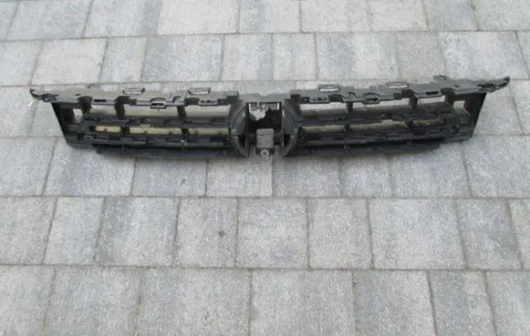 Volkswagen Arteon Front bumper upper radiator grill 3G8853653C