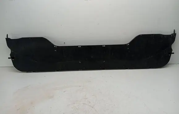Volvo V60 Front bumper skid plate/under tray 31386719