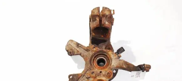 Volkswagen Caddy Front wheel hub