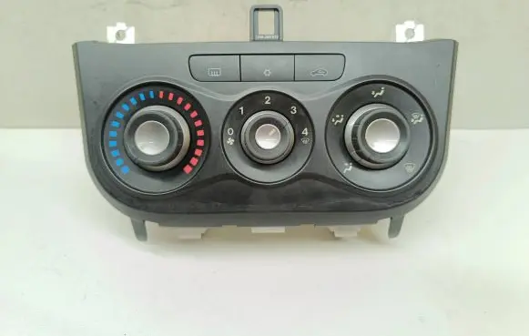 Alfa Romeo Mito Climate control unit 5L0600070 1020000000