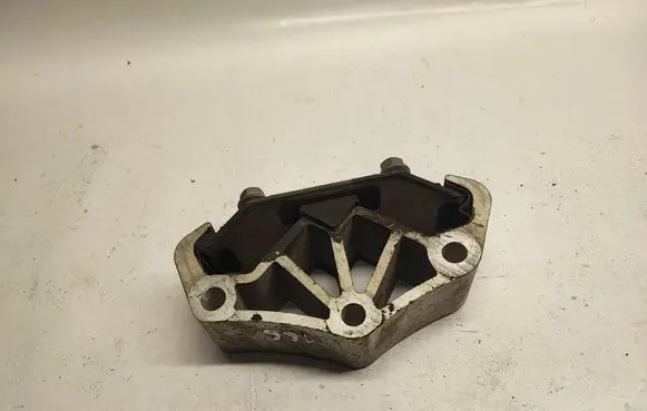 Ford Mustang VI Gearbox mount FR3C7E373A