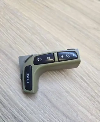 Volvo S80 Steering wheel buttons/switches 30710256