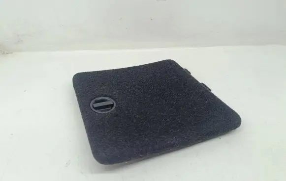 Trunk/boot lower side trim panel