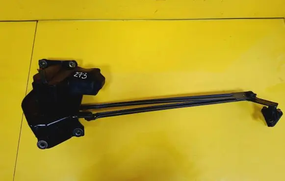Mitsubishi Space Star Front wiper linkage and motor