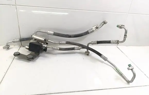 NIO ES8 Air conditioning (A/C) expansion valve EAT12M001 P0078517 CV10M004