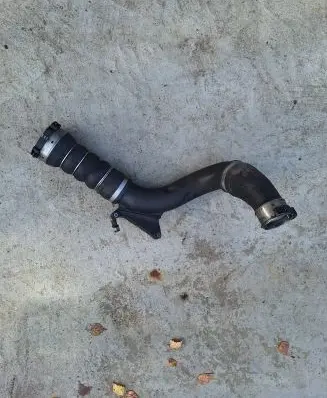 BMW X1 F48 F49 Intercooler hose/pipe 13718616212 8616212