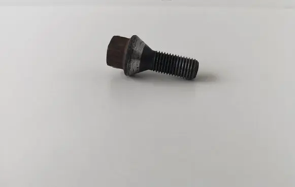 BMW 5 E60 E61 Nuts/bolts 