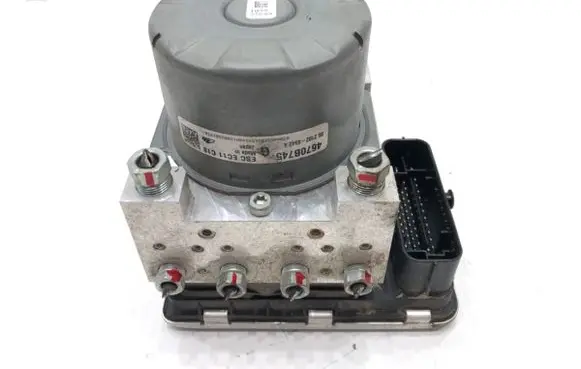 Mitsubishi Outlander ABS Pump 4670B745
