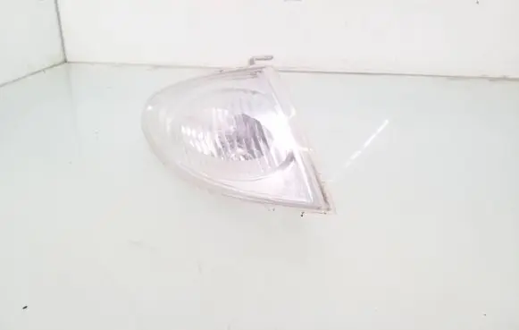 Mazda Premacy Front indicator light P1997