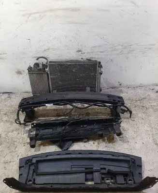 Nissan X-Trail T32 Radiator support slam panel