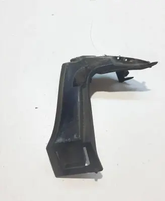 Front bumper mounting bracket