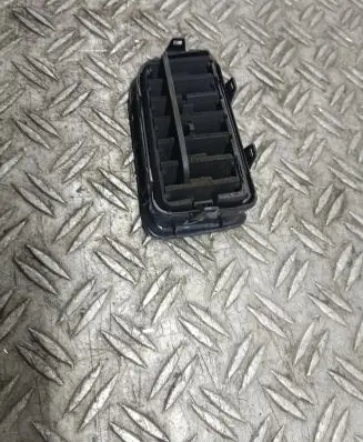 Fiat Doblo Dashboard side air vent grill/cover trim