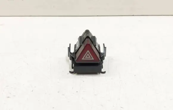 Mercedes-Benz B W245 Hazard light switch 1698207410 33450201 SAWCC03D0T